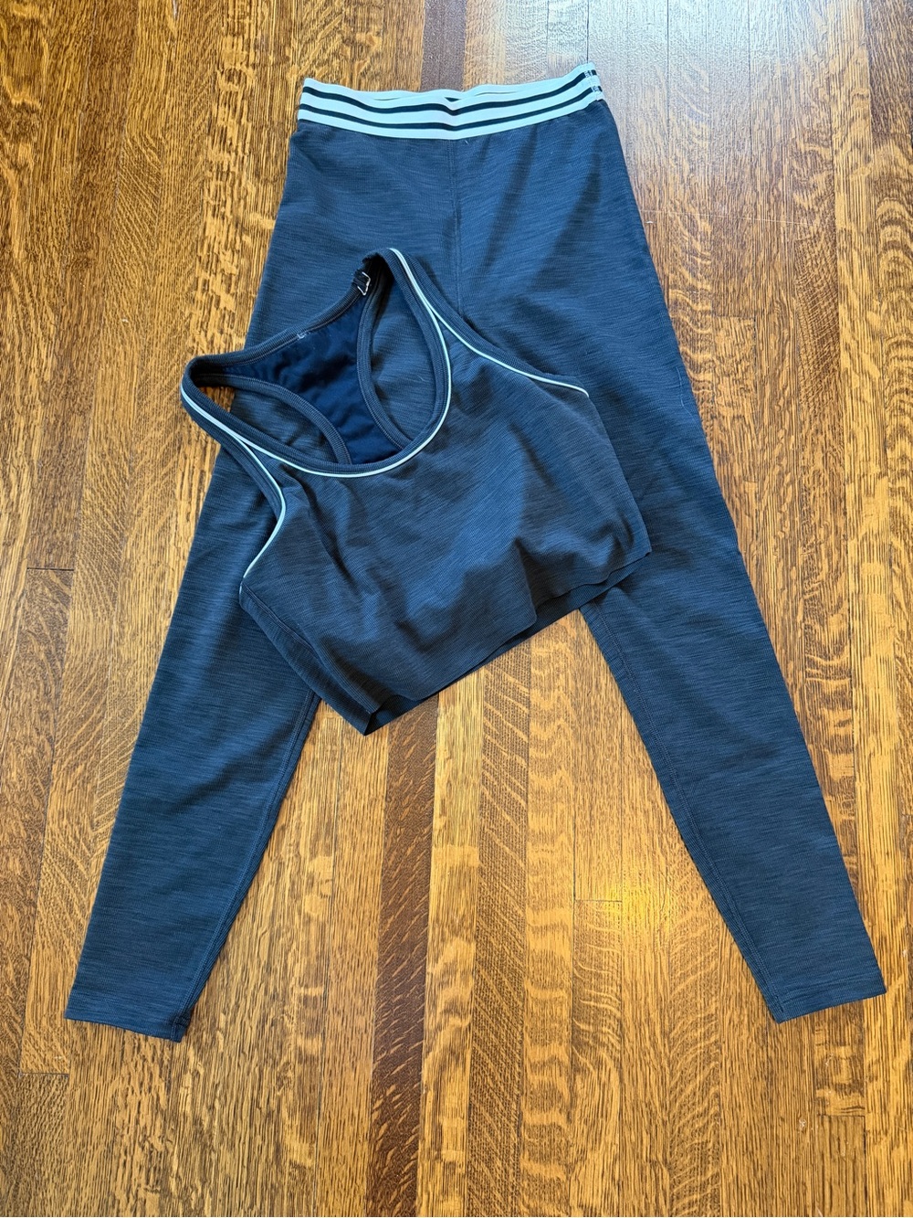 Splits59 "Bailey active" charcoal Leggings with White Stripe Accents